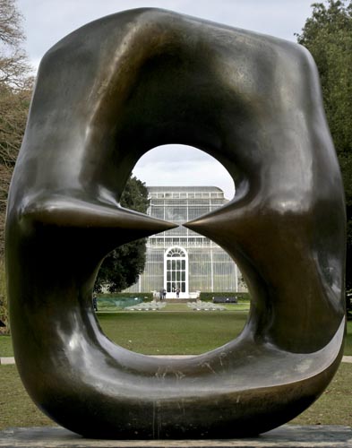 Henry Moore Sculpture 05 